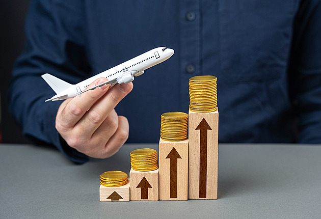 Finty, kterými vás letecké společnosti chtějí oškubat při nákupu letenky