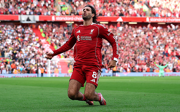 ONLINE: Liverpool čelí nováčkovi, pak šlágr Manchester City proti United