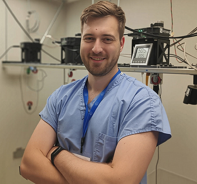 Bez chyb a tápání by mě štěstí minulo, říká mladík, který zkoumá v USA epilepsii