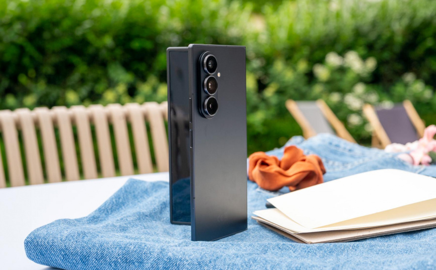 Galaxy Z Fold 7 upevnil svou pozici v Evropě, Pixel mu šlape na paty