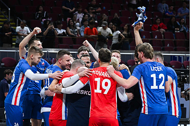 Volejbalisté poslali Brazílii domů, na MS si zahrají osmifinále. Proti Číně zářil Indra