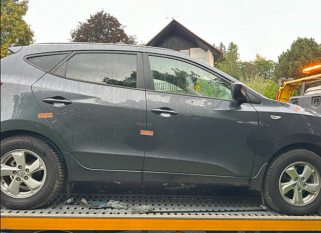 Přes 250 podvodů za rok. Obviněný muž zneužíval cizí i smyšlené údaje