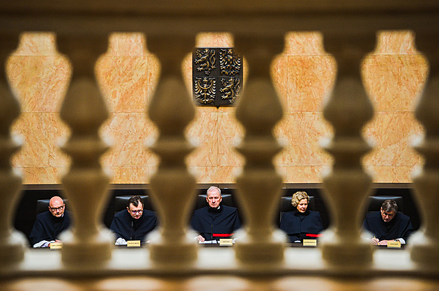 Volby do Poslanecké sněmovny 2025 ONLINE: Soud odmítl stížnosti na nepřiznané koalice