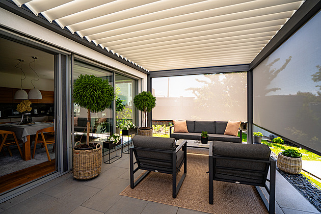 Bioklimatická pergola: Co to je a proč o ní mluví každý?