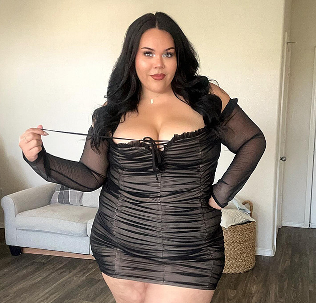 Modelka chce ukázat světu, že plus size je sexy. Nosí upnuté oblečení