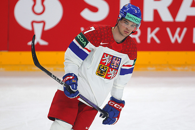 Minnesota povolala z farmy obránce Špačka. Dočká se prvního startu v NHL?