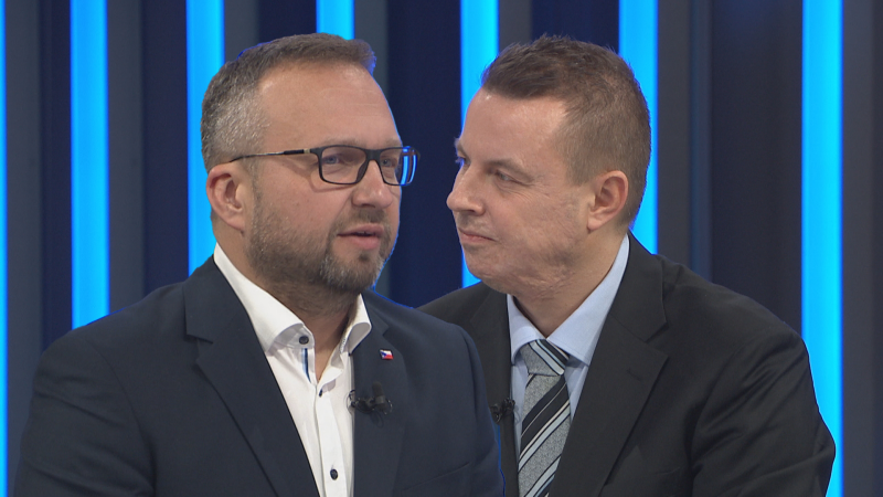 Magory nemůžeme mít ve vládě, řekl Jurečka k Turkovi. Má mandát od voličů, zastal se ho Rajchl