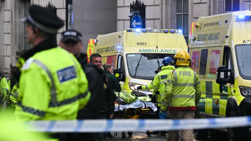 Najel autem do davu fotbalových fanoušků. Útočník z Liverpoolu už zná trest, vinu přiznal