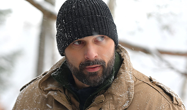 RECENZE: Opět rozervaný rebel. Do Odznaku Vysočina přibyl smutný fešák