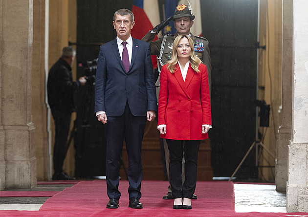 Právo Evropanů je víc než právo kriminálníků, řekl Babiš po jednání s Meloniovou