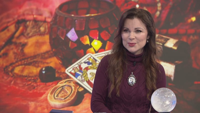 Valentýn přinese „pokakané štěstíčko“, říká kartářka. Poradila, jak zvládnout pátek třináctého