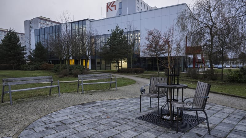 Studium by nemělo být bezplatné, přemýšlí rektoři. Vláda školné odmítá, až na Motoristy