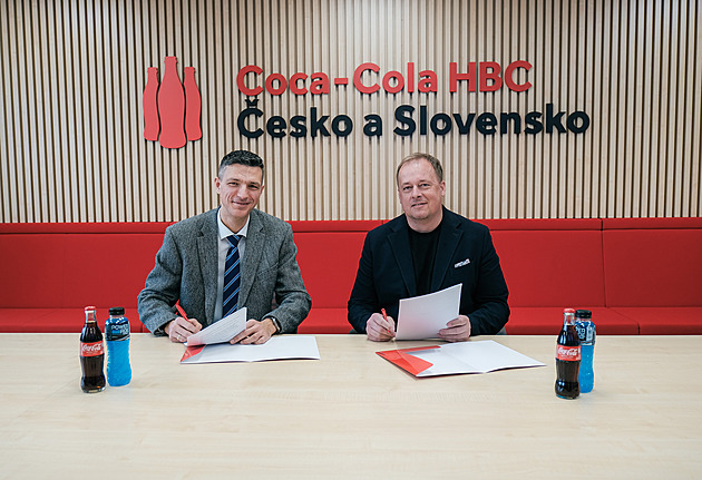 Novým partnerem fotbalové asociace je Coca-Cola. Zajistí i pitný režim u amatérů