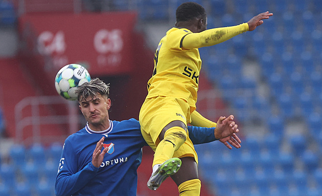 Ostrava - Ml. Boleslav 0:0, při premiéře kouče Smetany gól neplatil, další nepadl
