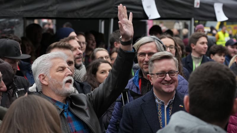 Zahradil si rýpl do Mináře kvůli „neshodě“ s Pavlem. Spolek uvedl věci na pravou míru