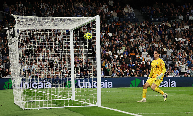 Gól roku? Záložník Realu se trefil z vlastní poloviny a překonal rekord soutěže