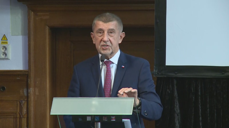 Turbulence kolem „zákona o neziskovkách“: Podle Babiše je stále ve hře, americký vzor odmítá