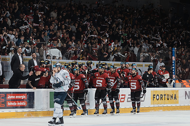 ONLINE: Sparta - Plzeň 4:1. Pražané odrazili nápor hostů, sedmý duel přiblížil Dzierkals