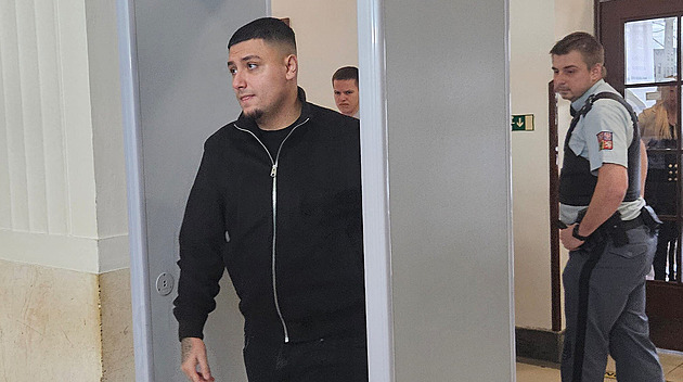 Ostravský raper Hard Rico dostal čtyři roky vězení. Berte si z toho příklad, vzkázal