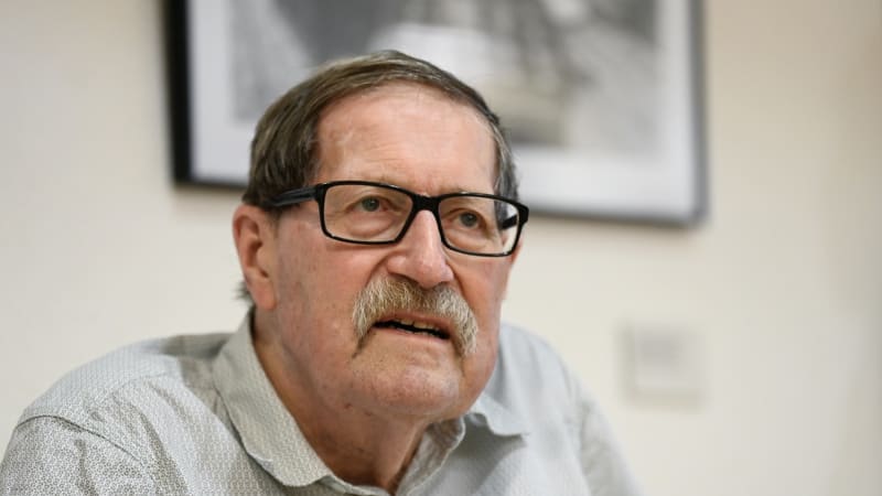 Zemřel fotograf Vladislav Galgonek. S prezidenty navštívil Japonsko i papeže