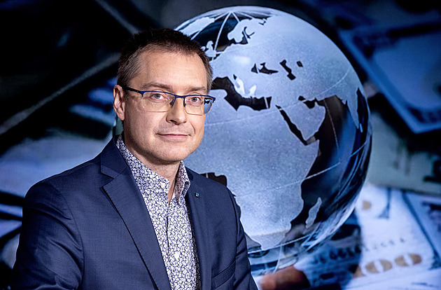 Trump je schopen rozpoutat válku i kvůli svému byznysu, říká investiční stratég