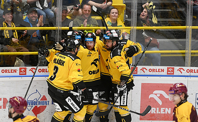ONLINE: Litvínov - Jihlava 3:0. Z přesilovky zvyšuje Sukeľ, domácí utíkají soupeři