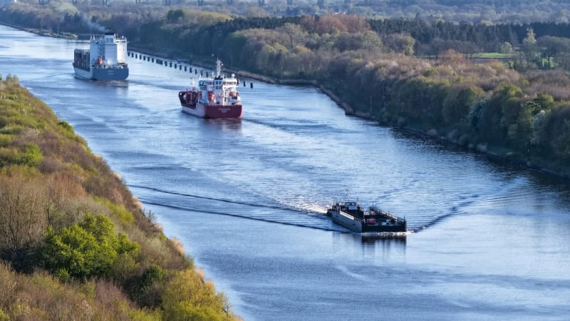 Záchrana Timmyho ŽIVĚ: Akce vrcholí, speciální nákladní loď je na místě. Experti mají obavy