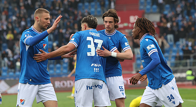 ONLINE: Ostrava - Táborsko 0:0, hosté byli blízko gólu, Baník podržel Jedlička