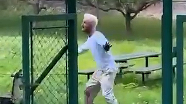 Zdrogovaný školník, ředitel, a teď i zpronevěra. Potíže školy na Karvinsku nekončí