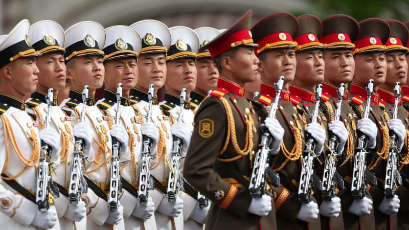 Kreml provádí „čistku hlav“ ve frontových oblastech. Bojí se Putin vzpoury v regionech?