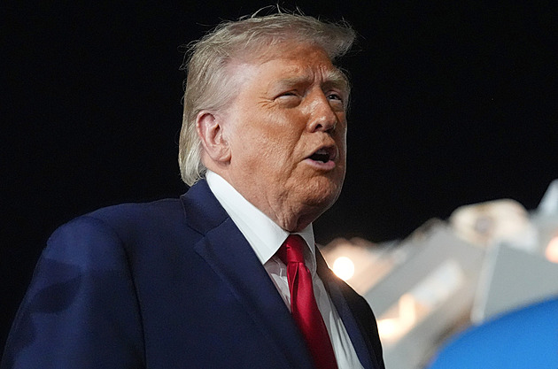 Írán se zatím nerozhodl, jestli podepíše dohodu s USA. Trump slibuje mír