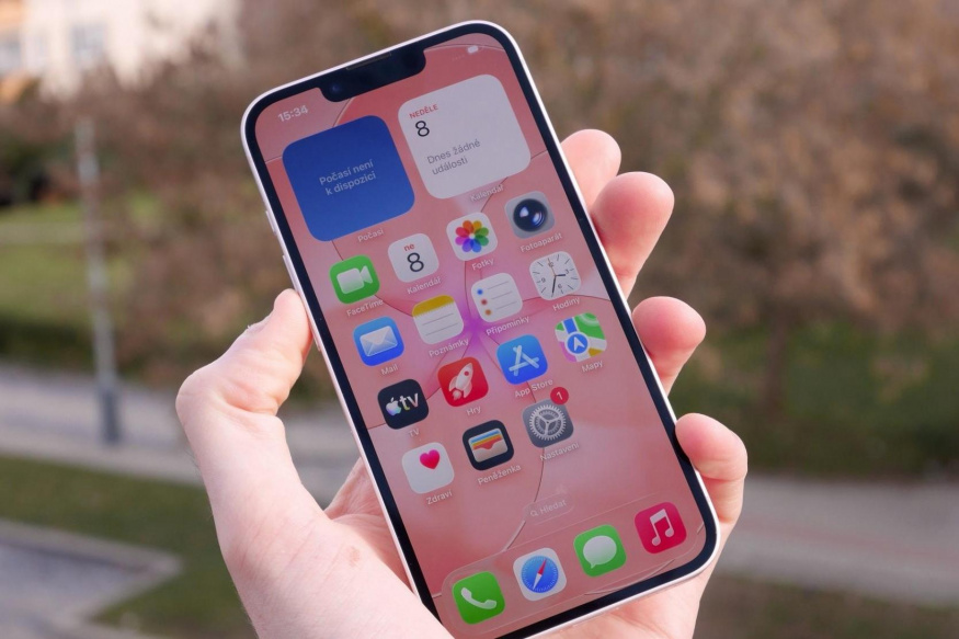 Apple mění strategii: s čipovou krizí chce bojovat velmi netradičním způsobem